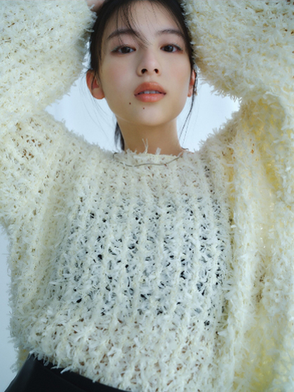 2月8日公開 VISUAL｜出口夏希｜Apuweiser-riche