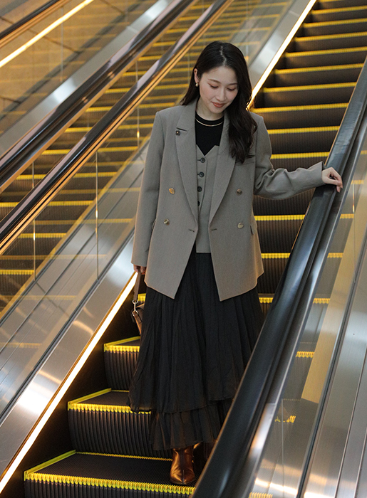 “軽アウター”から始める冬支度