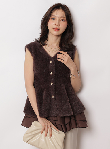 秋色closetは、BROWN。