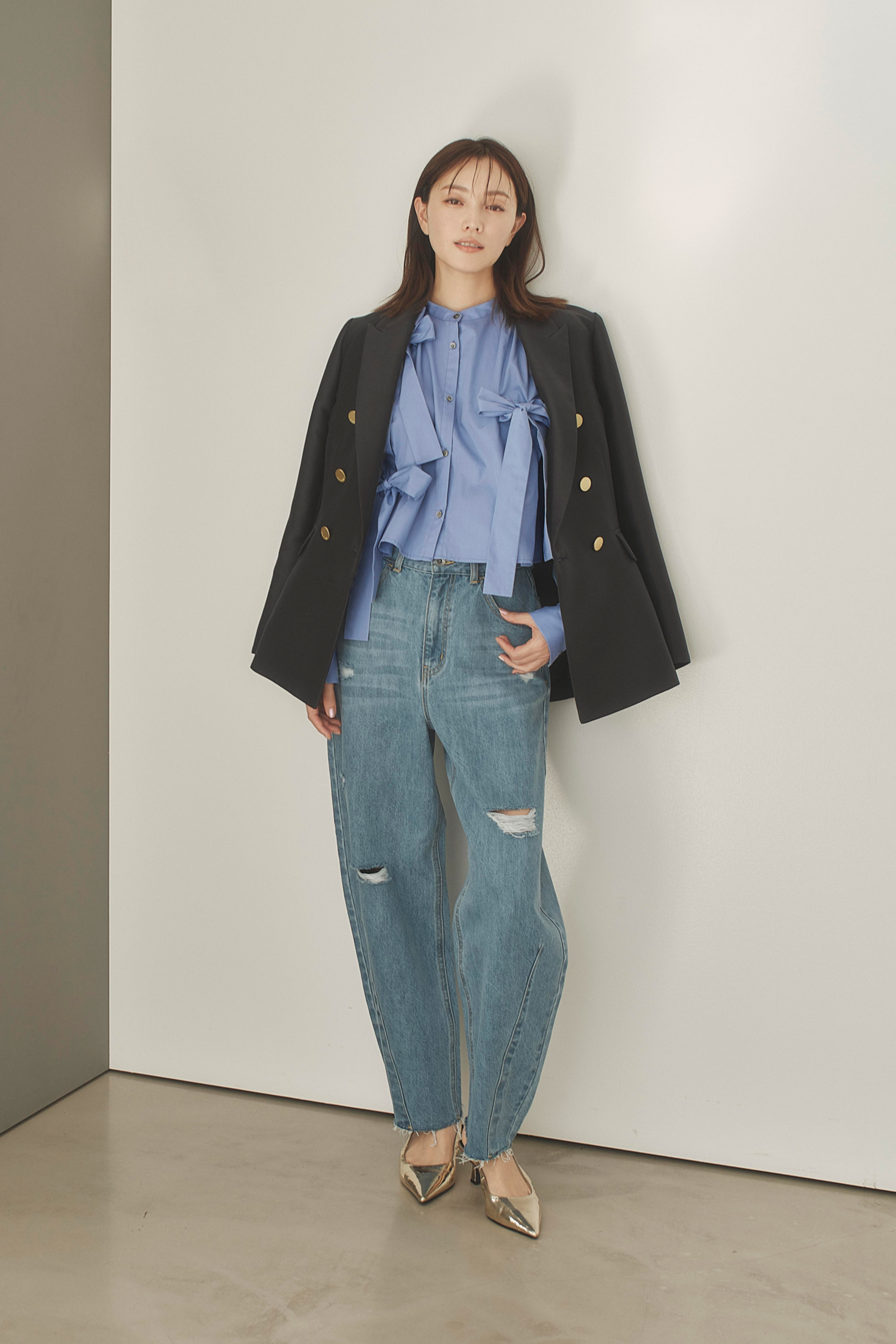 3月6日公開 WEB ALBUM｜蛯原友里｜CADUNE