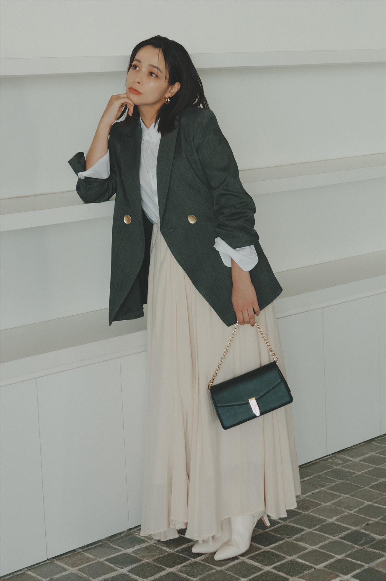 10月22日公開 WEB ALBUM｜加藤ローサ｜CADUNE