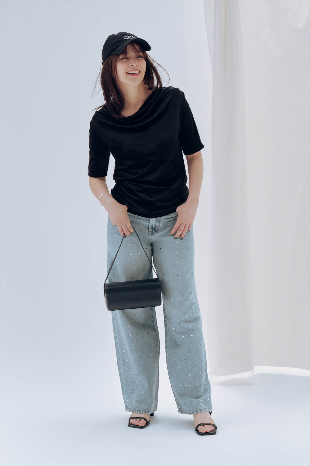 8月12日公開 WEB ALBUM｜加藤ローサ｜CADUNE