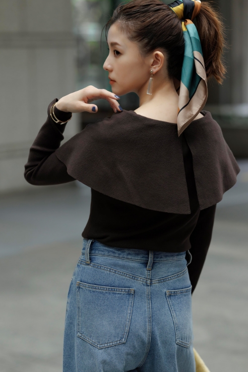 8月26日公開 WEB ALBUM｜朝比奈彩｜JUSGLITTY