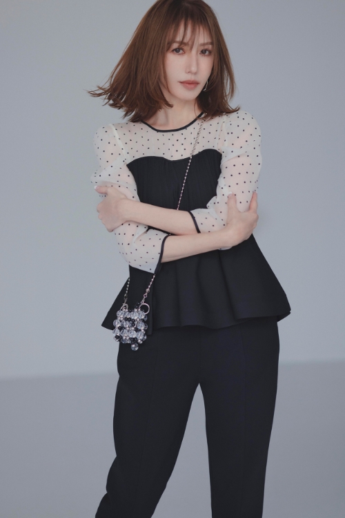 2月21日公開 WEB ALBUM｜美香｜JUSGLITTY