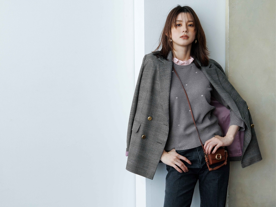 9月12日公開 WEB ALBUM｜朝比奈彩｜JUSGLITTY