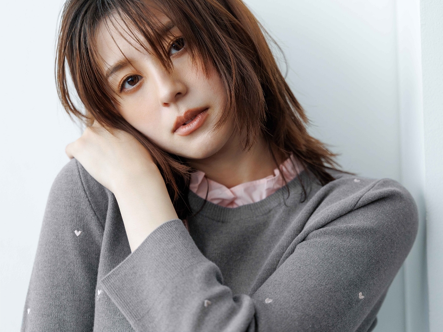 9月12日公開 WEB ALBUM｜朝比奈彩｜JUSGLITTY