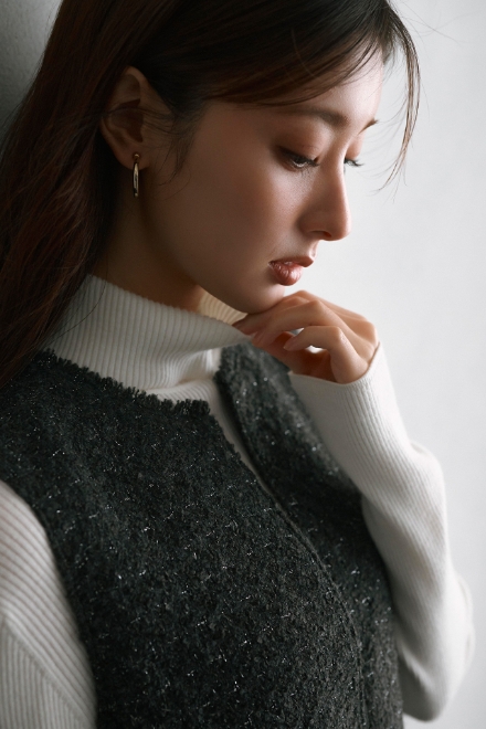 11月28日公開 WEB ALBUM｜宮本茉由｜Rirandture