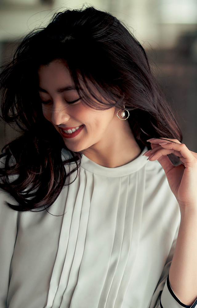 andGIRL 4月号掲載 JUSGLITTY × 朝比奈 彩 │【公式通販】Arpege story