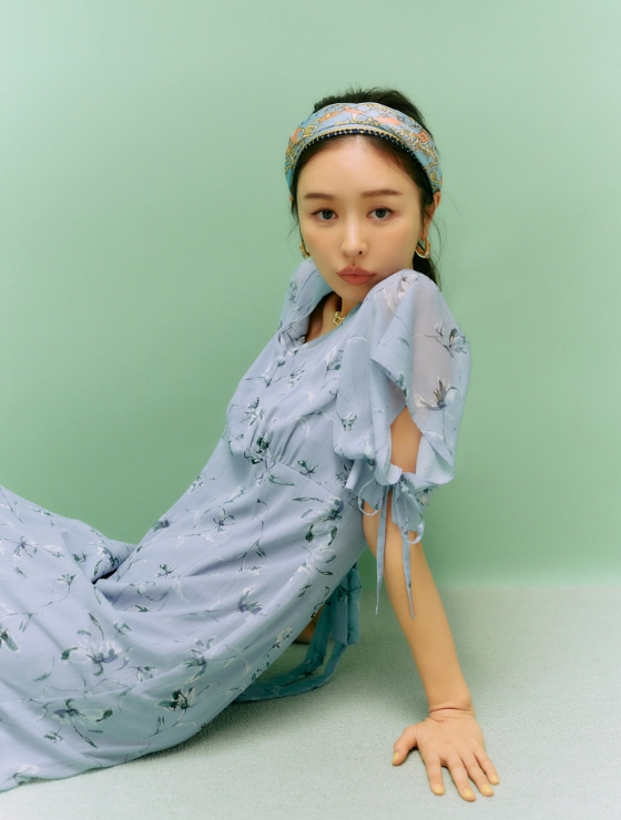 マイストラーダ23年新品⭐️加治ひとみ着⭐️タフタカーゴパンツナイロンパンツ マイストラーダ23年新品⭐️加治ひとみ着⭐️タフタカーゴパンツ